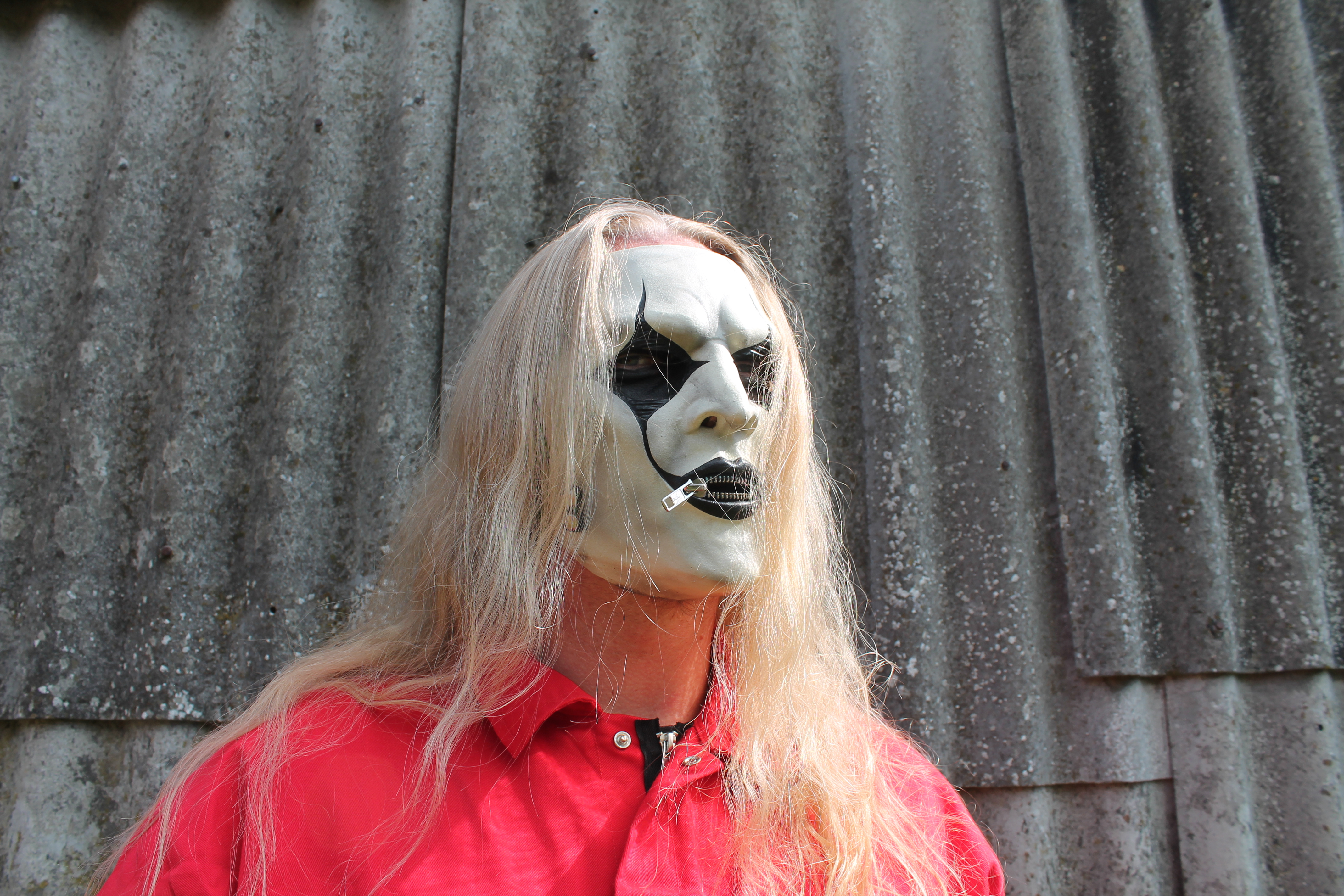 #4 René as Jim Root